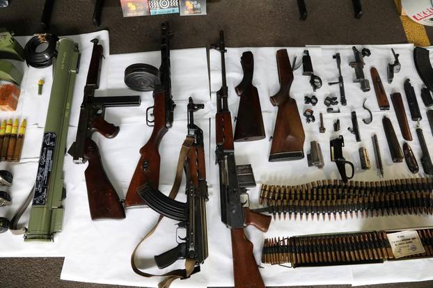 Sisak: Najveća zapljena oružja na podrucju Policijske uprave Sisačko-moslavačke