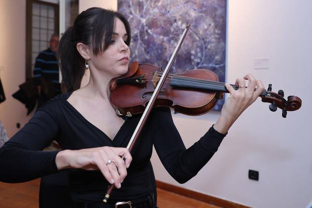 Split: Izložba "Svjetla postojanja" talijanskog slikara Alberta di Fabija