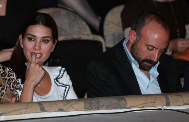 Zagreb: Šeherezada i Onur pogledali najizvo?eniji hrvatski mjuzikl Jalta, Jalta