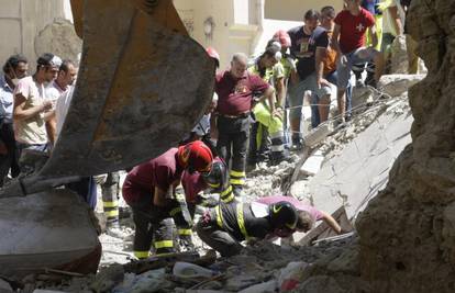 Italija: Urušila se zgrada, poginulo je troje stanara