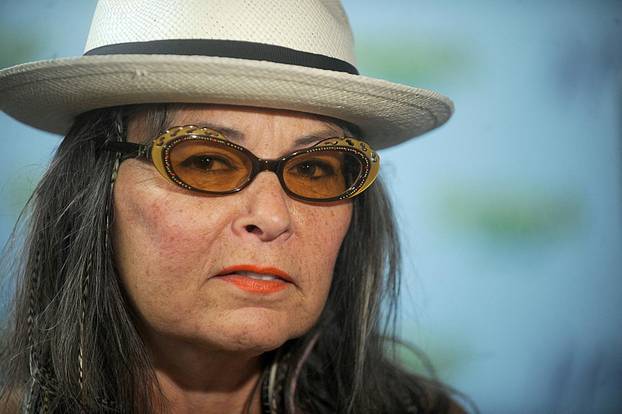 New York: Roseanne Barr dijelila obožavateljima oraš?i?e 