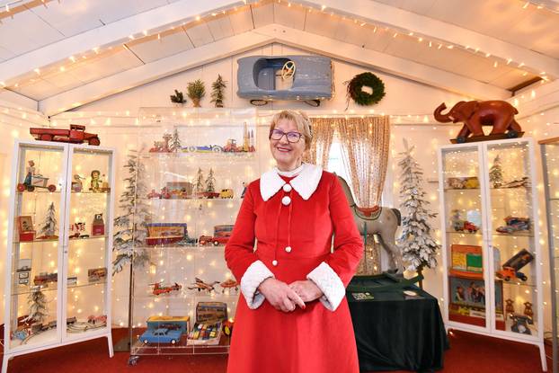 Varaždin: Izložba starih igračaka