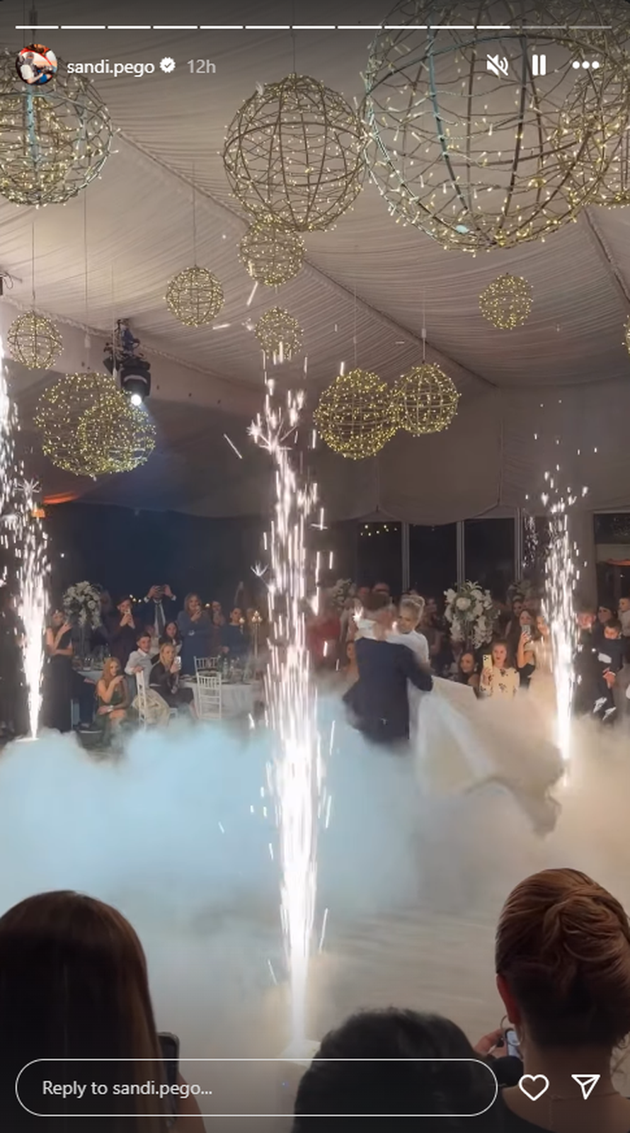 Vjenčao se domaći influencerski par! Pogledajte neke emotivne kadrove s bajkovite svečanosti