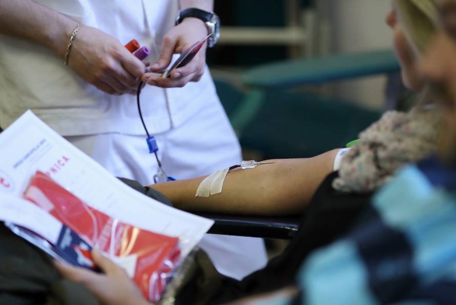 Ministarstvo zdravstva kaže da odgovore zna Povjerenstvo za Imunološki