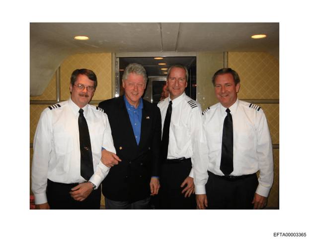 FOTO Ovo su dosad neviđene fotografije iz Epsteinovih spisa