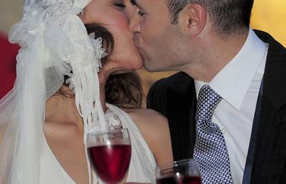 Andres Iniesta oženio je Annu Ortiz: Danas je predivan dan!