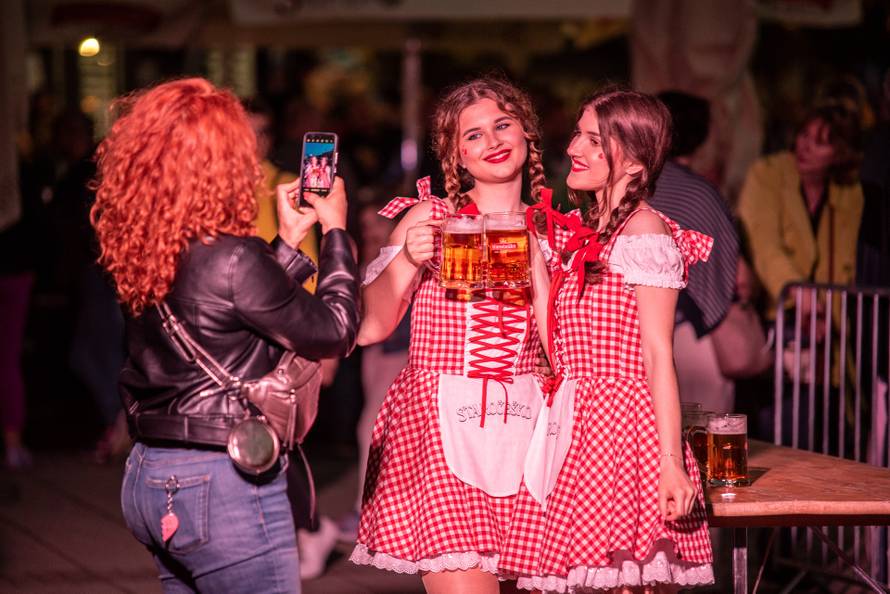 Nastavljena tradicija Dana Piva u Daruvaru uz Staročeško