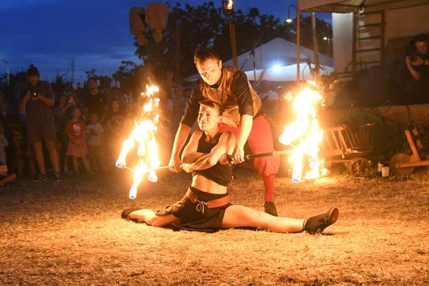 Koprivnica: Vatroshow na Renesansnom festivalu