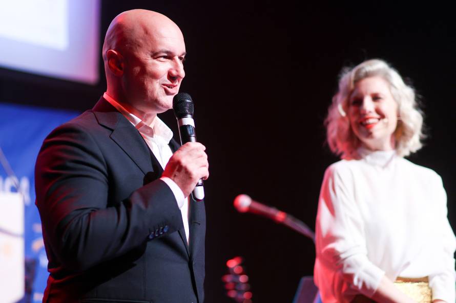 Veliko srce Rotary Cluba Zagreb Ilica: Aukcija fotografija, novac skupljali za dom u Nazorovoj