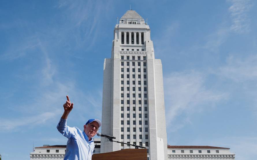 U.S. Sen. Sanders and U.S. Rep. Ocasio-Cortez hold a rally in Los Angeles