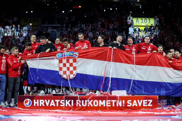 Zagreb: Svečana oproštajna ceremonija hrvatskih rukometnih legendi Domagoja Duvnjaka, Igora Karačića i Ivana Pešića