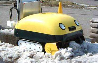 Japanski roboti jedu snijeg, a automobili prognoziraju snijeg 