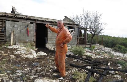 Grom udario u štalu i zapalio je, u požaru su stradale ovce