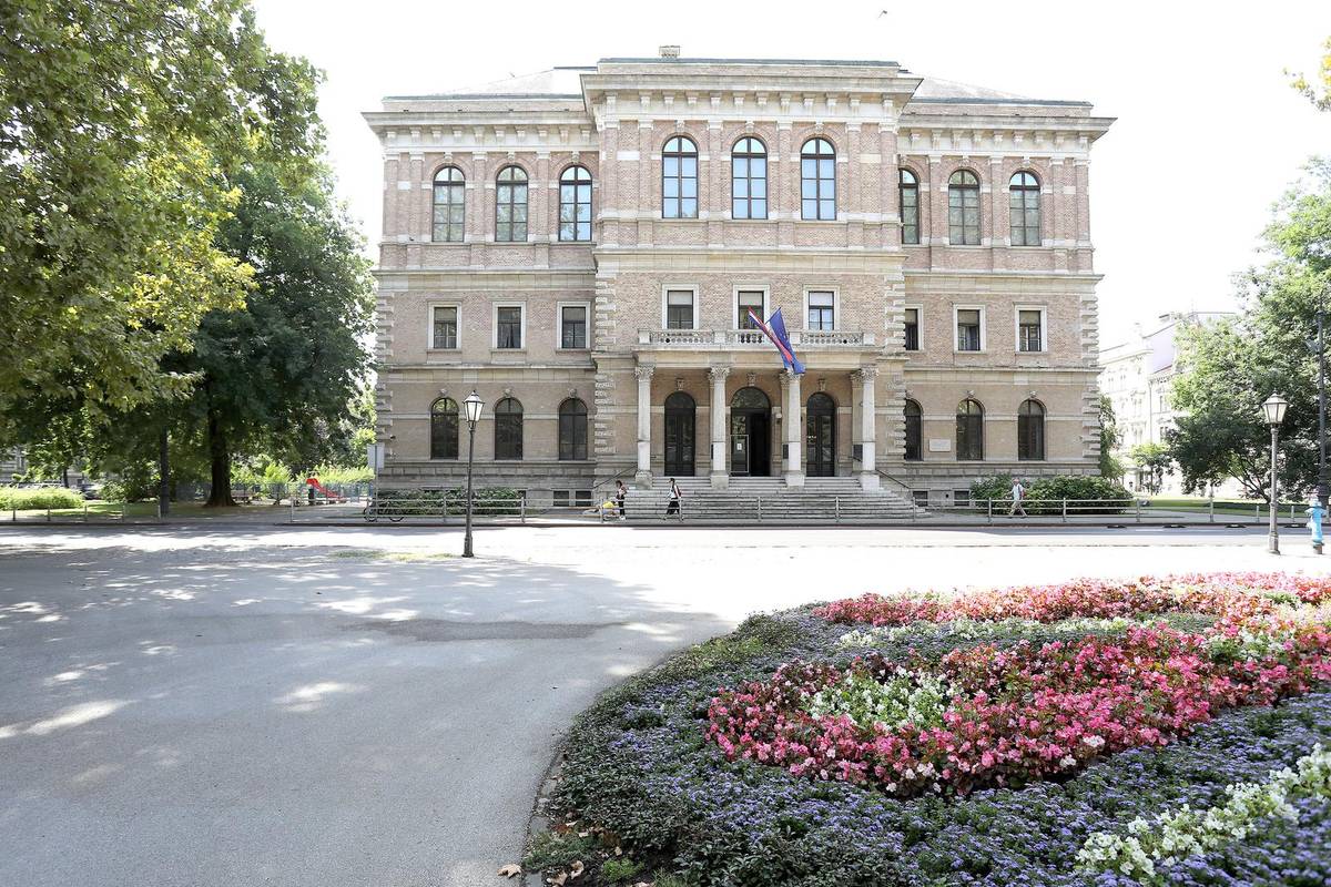 HAZU: Srbiji ulazak u EU treba uvjetovati nedvosmislenim priznanjem hrvatskoga jezika