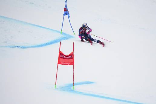 Zrinka s velikim zaostatkom ide u drugu vo&zcaron;nju, Popovi&cacute; nije ni zavr&scaron;ila, a Rast uvjerljivo prva