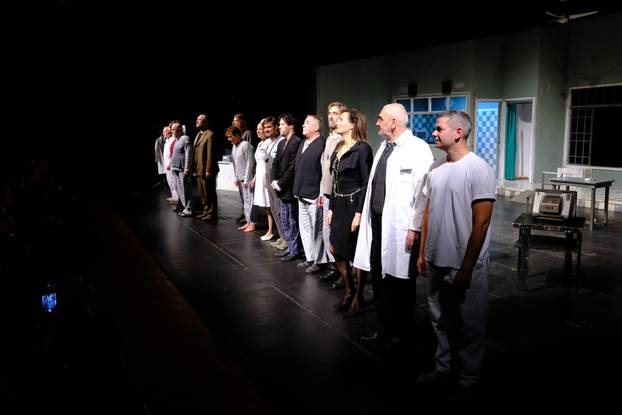 Predstava “Let iznad kukavičjeg gnijezda” u ZKM-u