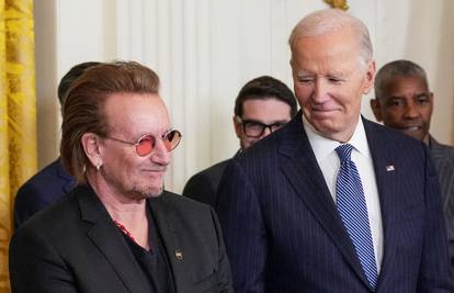 Biden dodijelio odličje slobode. Među dobitnicima Messi, Bono. Musk ismijavao Soroša