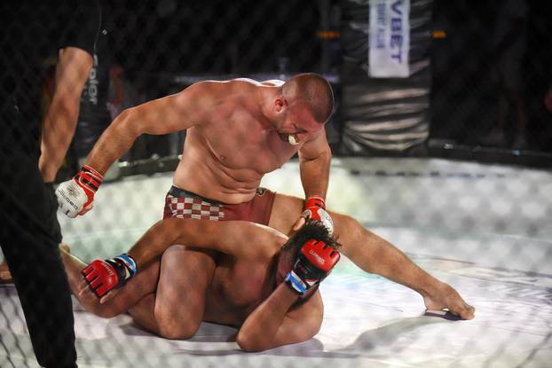 Peto izdanje MMA borilačkog spektakla Gladiator fight night u Puli