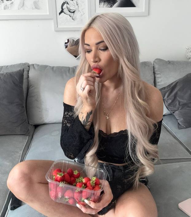 FOTO Britanka ostavila klizaljke i bacila se na stranicu za odrasle i tvrdi da joj je to spasilo život