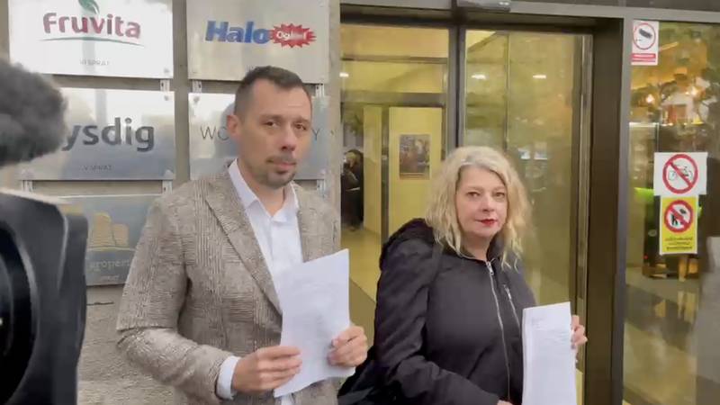 VIDEO Više od 30 organizacija predalo je zahtjev za ukidanje dozvole zloglasnom Informeru