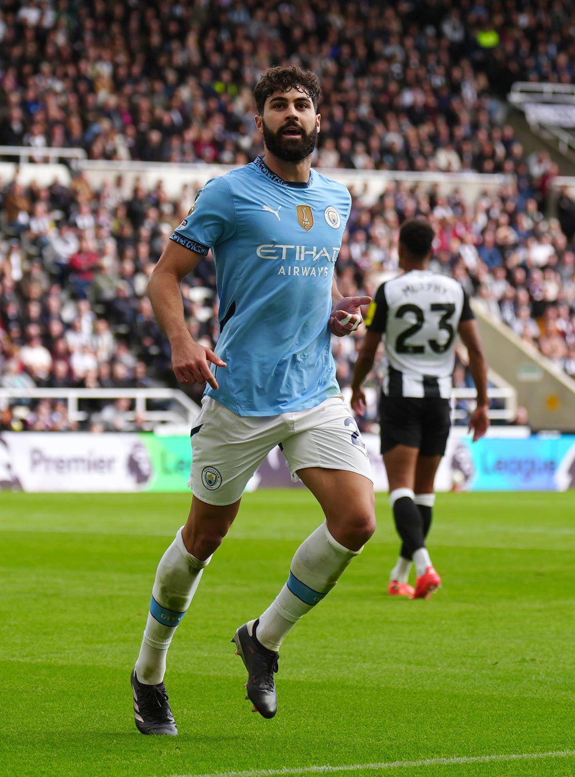 Newcastle United v Manchester City - Premier League - St James' Park