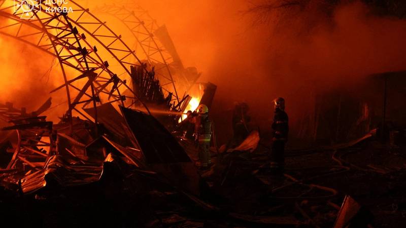 Velik napad dronovima na Moskvu, odjekivale eksplozije. Napad i u Brjansku, ima mrtvih