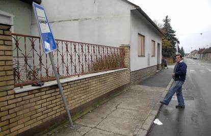 Osječanka naletila na troje ljudi na autobusnoj stanici 