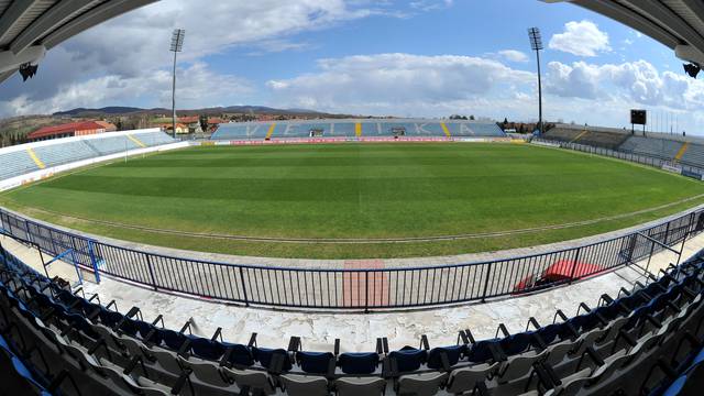 Prodaje se stadion Kamen Ingrada, kupcu popust 97 %