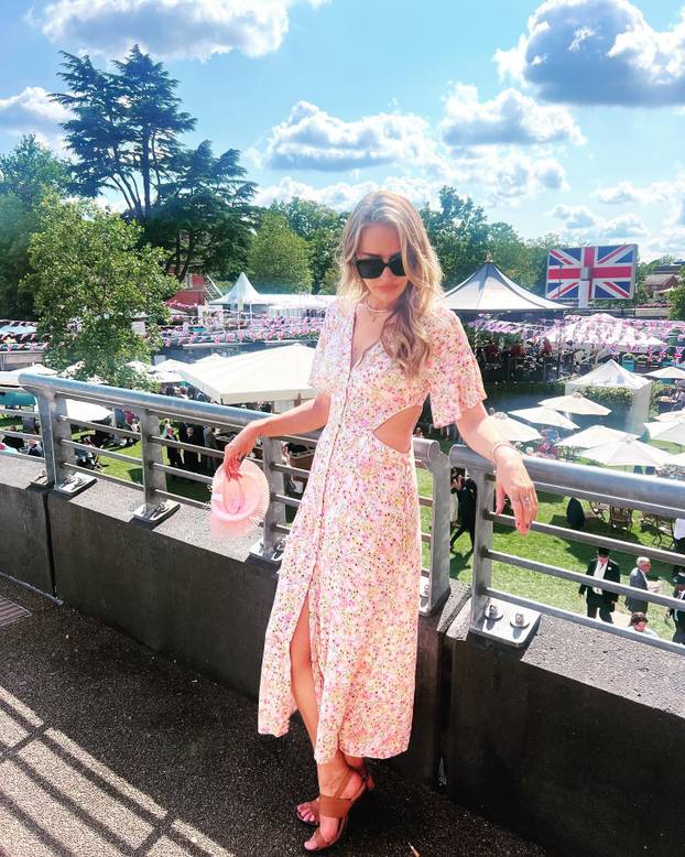 FOTO Engleska Valentina Miletić postala je doktorica i slomila se