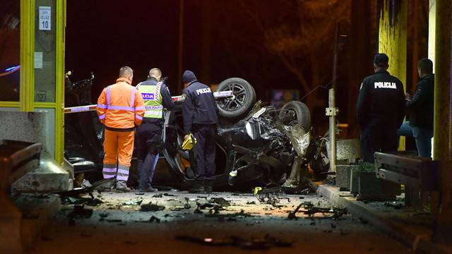 Varaždin: Vozač je automobilom udario u beton kod naplatne kućice Goričan i na mjestu poginuo