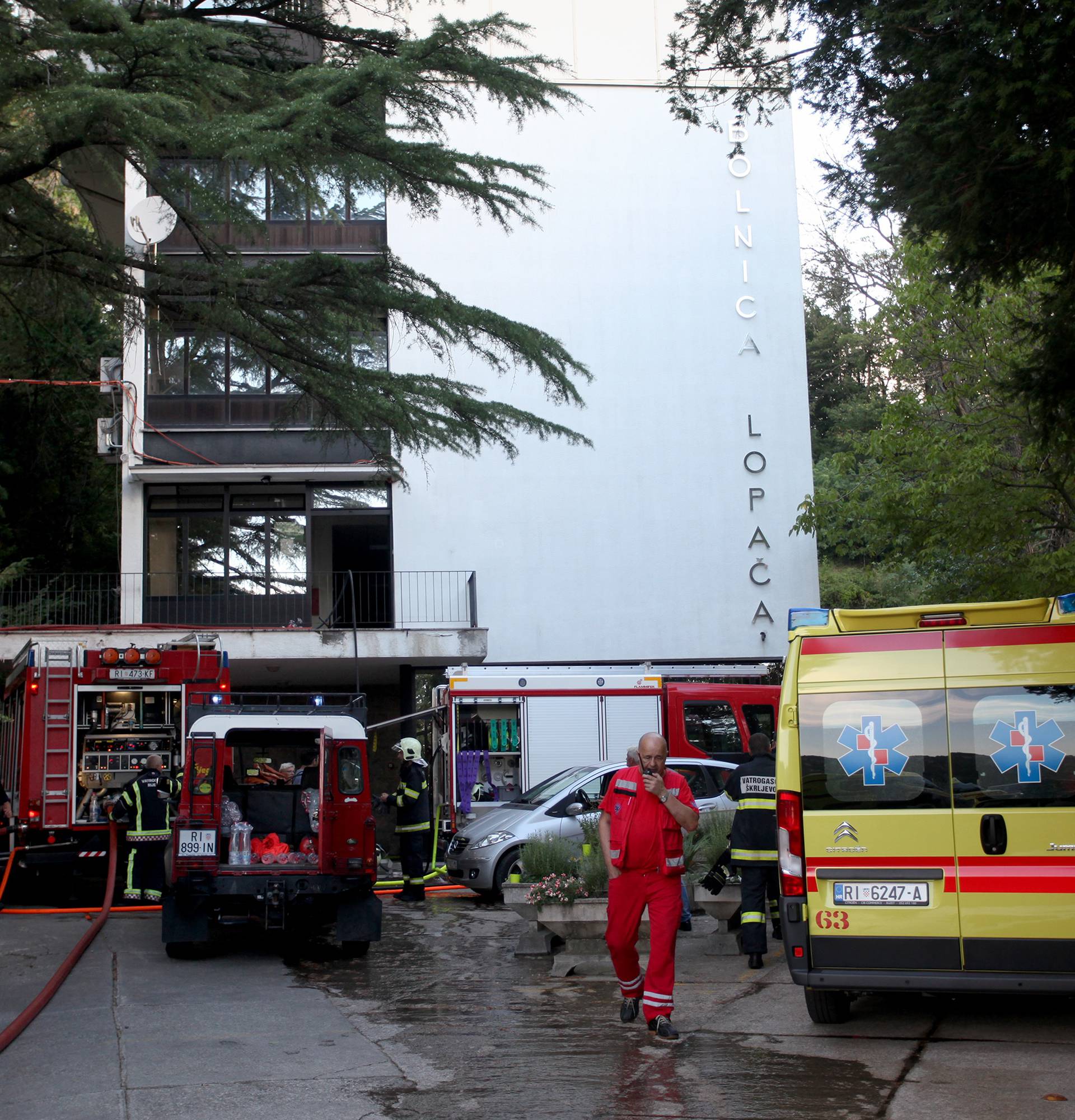 Rijeka: Jedan poginuli i 16 ozlijeÄenih u poÅ¾aru Psihijatrijske bolnice