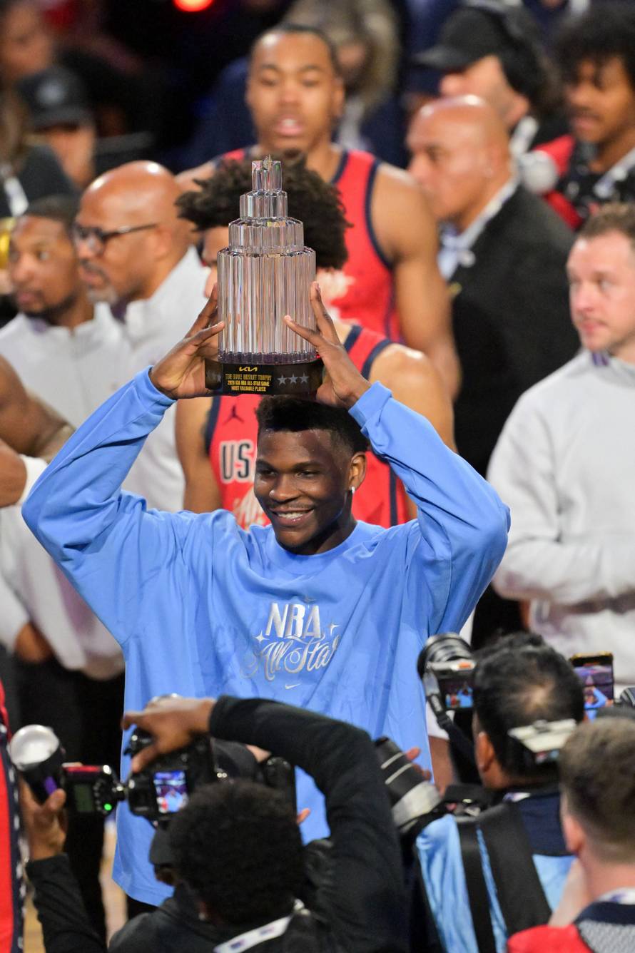 VIDEO Jokić ostao kratak u LA-u, suigrač promašio produžetak