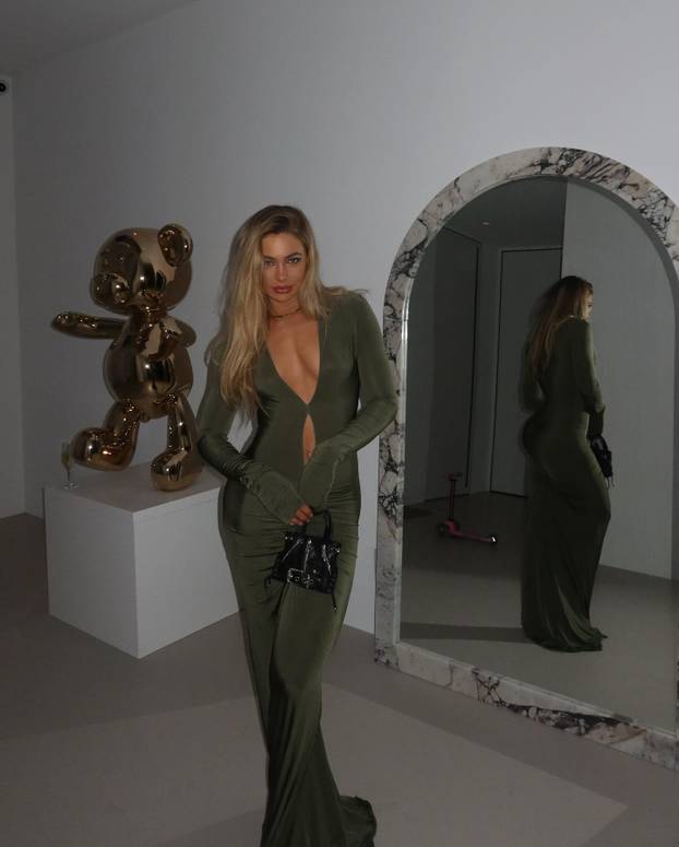 FOTO Jutta iz klizaljki uskočila u badić! Evo što radi nakon Igara