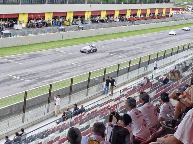 FOTO 24sata na utrci u Italiji. Pogledajte spektakl s hrvatskim vozačem za volanom Huracana