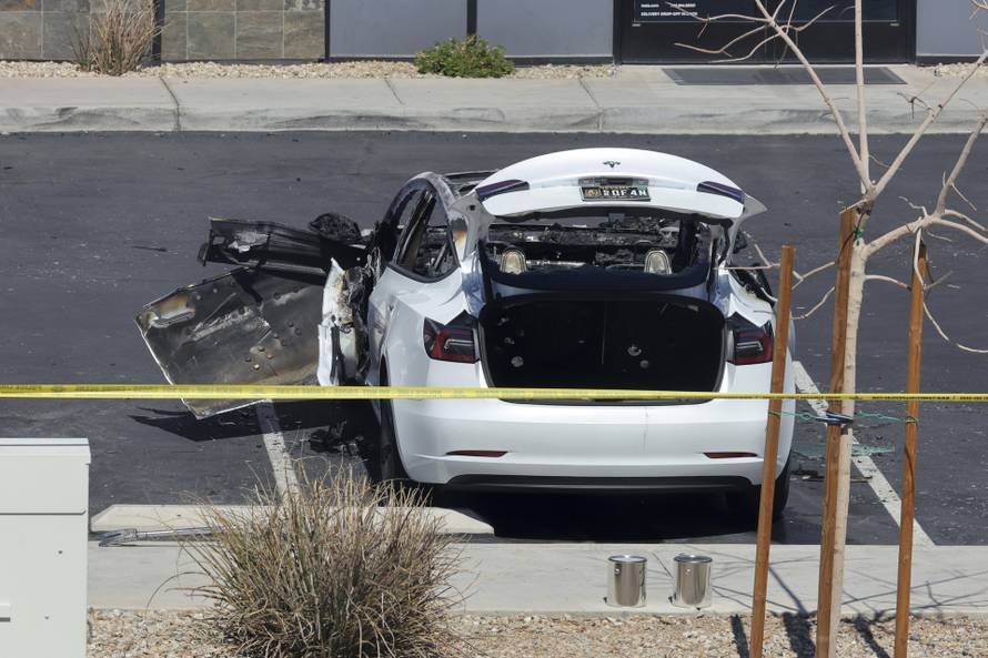 Musk Tesla Vandalism