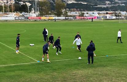 Godinu ranije bilo 'pola Omiša': Vatreni u otužnom okruženju odradili trening uoči Portugala