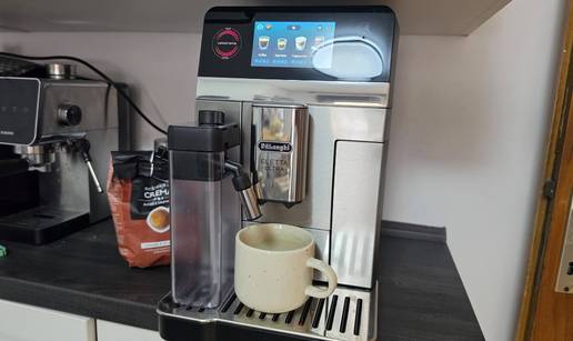 Testirali smo De'Longhi Eletta Ultra: Va&scaron; privatni barista
