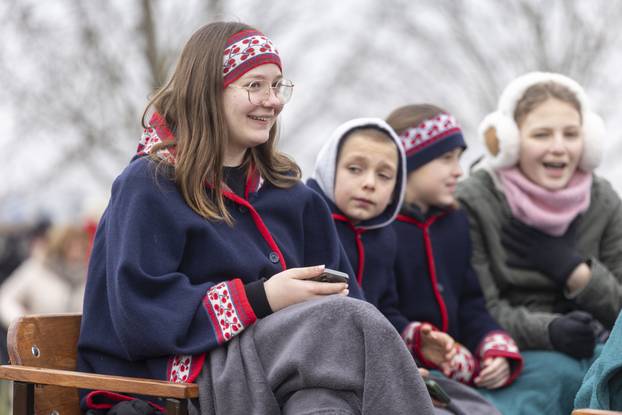 Đakovački bušari – pokladno jahanje u Širokom Polju