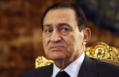 Mubarak 'nestabilno': Nakon infarkta imao je 'živčani slom'