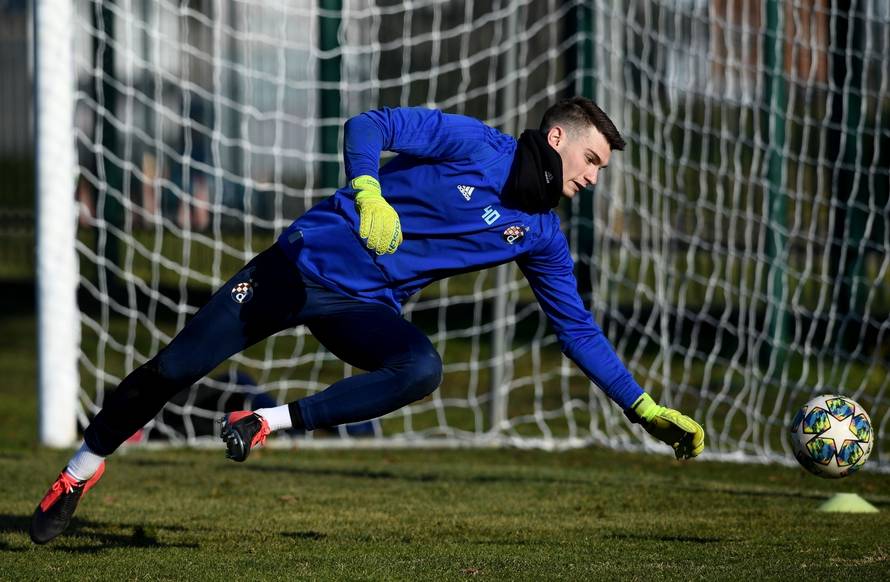 Trening nogometaša Dinama na pripremama u Rovinju