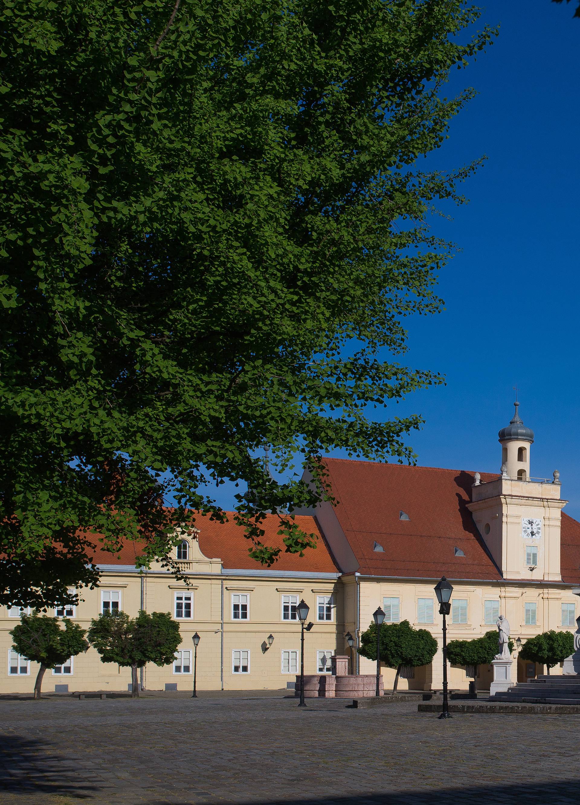 Osijek daje božićnice socijalno ugroženima od 100 do 300 kn