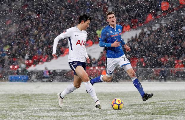 FA Cup Fifth Round Replay - Tottenham Hotspur vs Rochdale