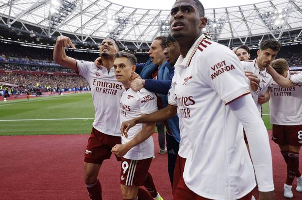 Premier League - West Ham United v Arsenal