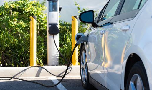 Prijavite se među prvima i iskoristite državne poticaje za energetski učinkovita vozila