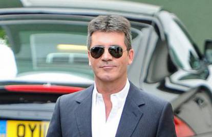Cowell: Clooney bi me mogao glumiti kad bi otišao na botoks