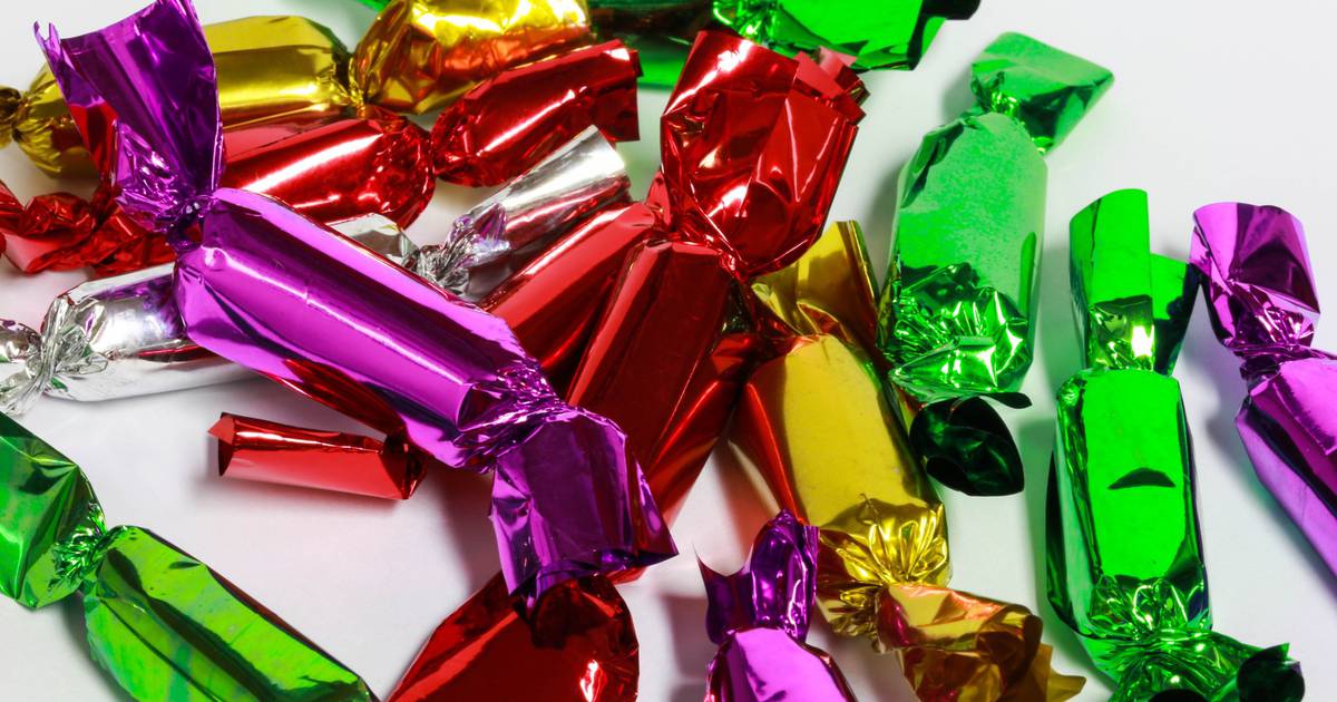 Satin or ‘sweet temptation’: Create a holiday treat for the children to sneak from the Christmas tree
