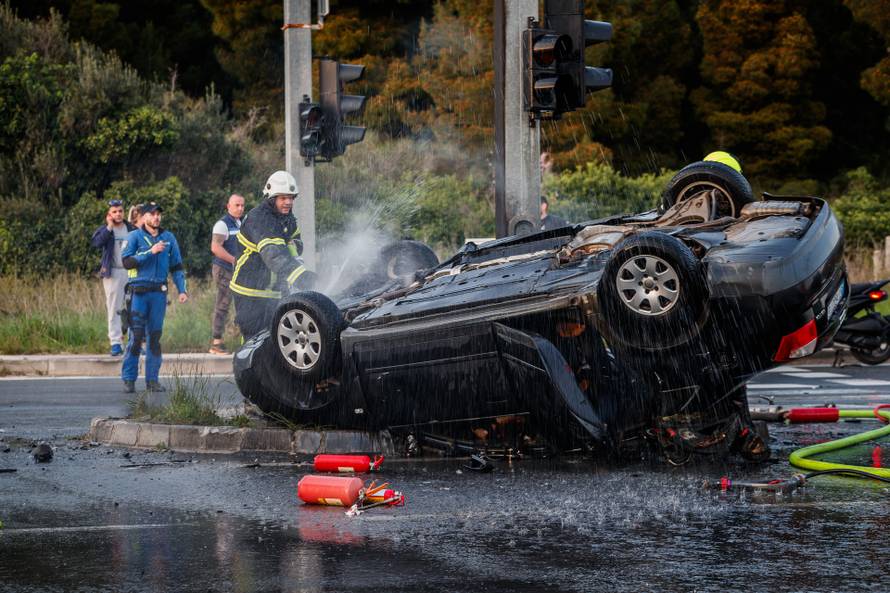Dvije osobe poginule u prometnoj nesreći u Kaštel Sućurcu