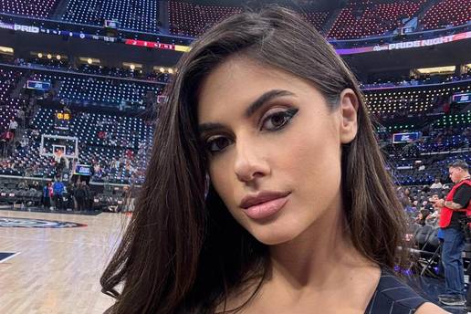 FOTO Talijanka izazvala 'buru': 'Toliko sam lijepa da misle da nisam stvarna! To je ludost!'