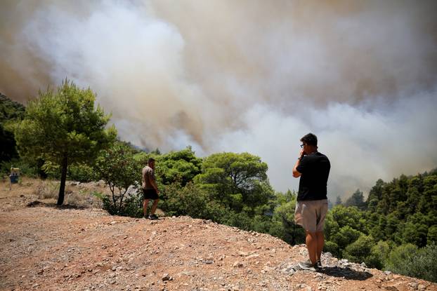 Wildfire in Krio Pigadi