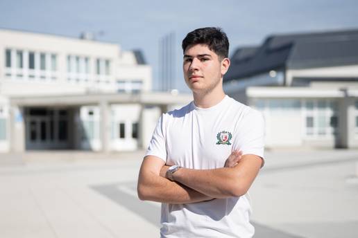 Ante (19) briljirao je na ispitu državne mature: 'Riješio sam matematiku bez ijedne greške!'